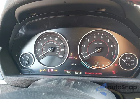 2015 BMW 328I z USA, uszkodzony, nr VIN WBA3A5G55FNS84680